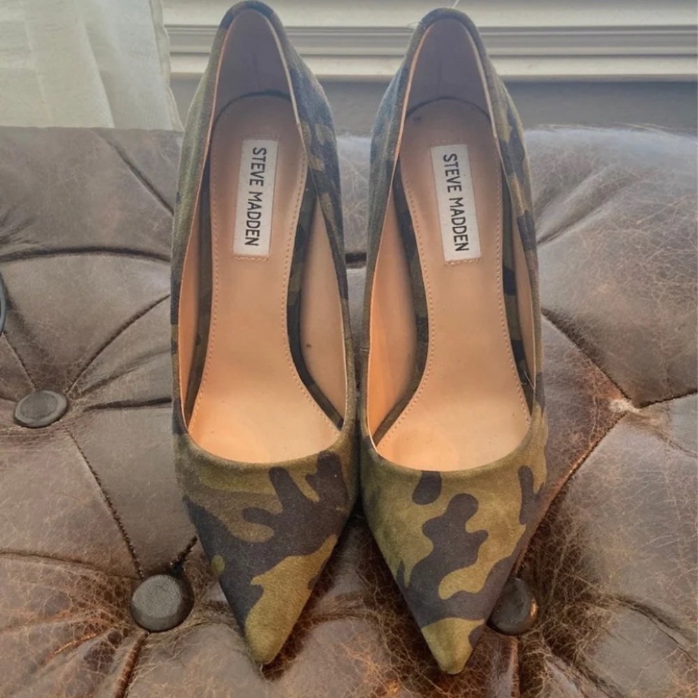 Steve Madden camo heels! Brand new!